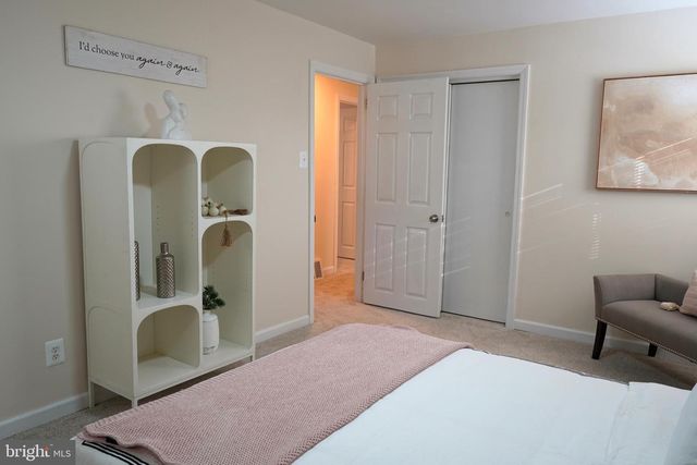 65 TILFORD RD, Somerdale, NJ 08083