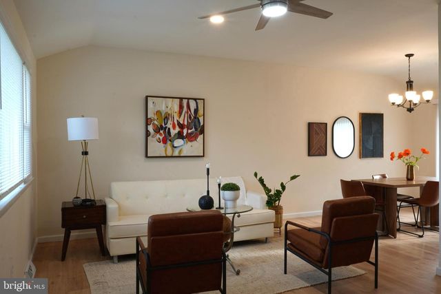 65 TILFORD RD, Somerdale, NJ 08083