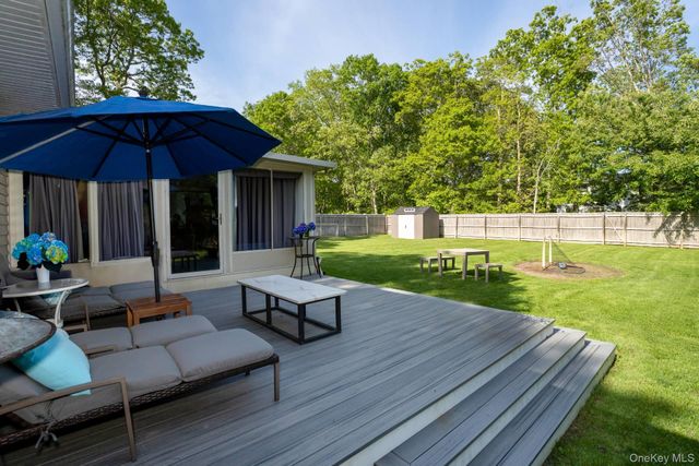 27 Canvasback Lane, East Quogue, NY 11942