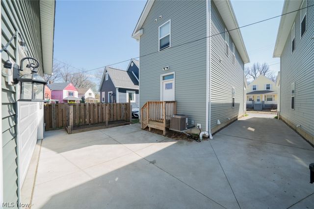 12101 Wade Park Avenue, Cleveland, OH 44106