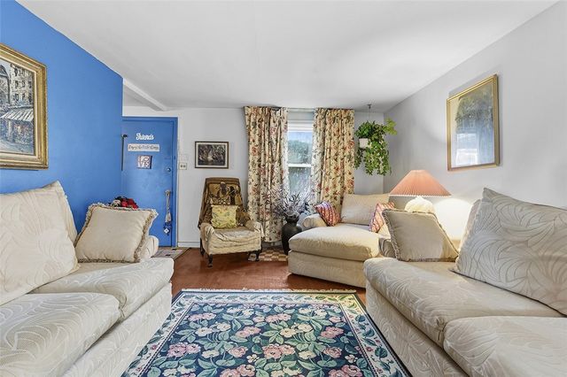 121 Milliken Ave, Penn Hills, PA 15235