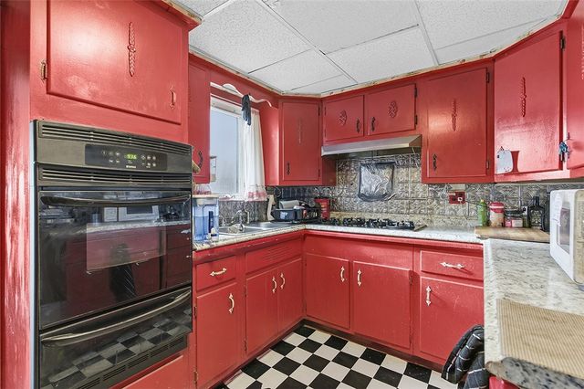 121 Milliken Ave, Penn Hills, PA 15235