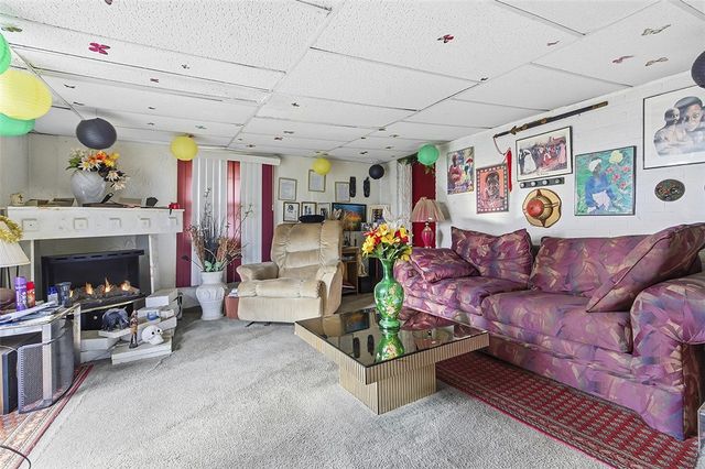 121 Milliken Ave, Penn Hills, PA 15235