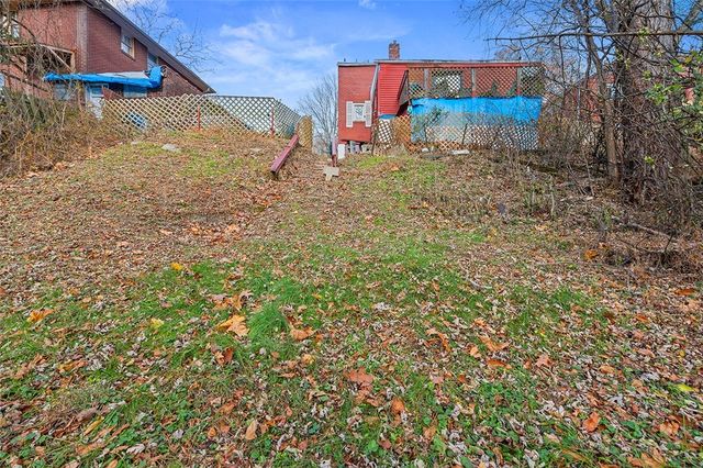 121 Milliken Ave, Penn Hills, PA 15235