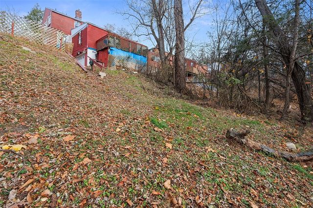 121 Milliken Ave, Penn Hills, PA 15235