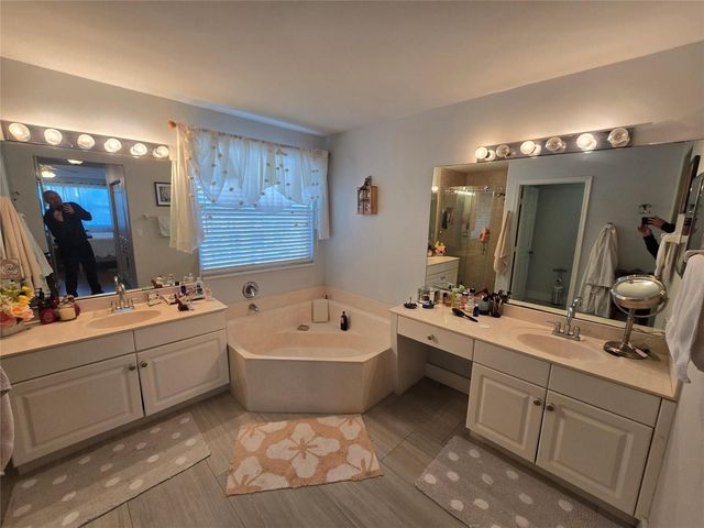 7082 Middlebury Drive, Boynton Beach, FL 33436