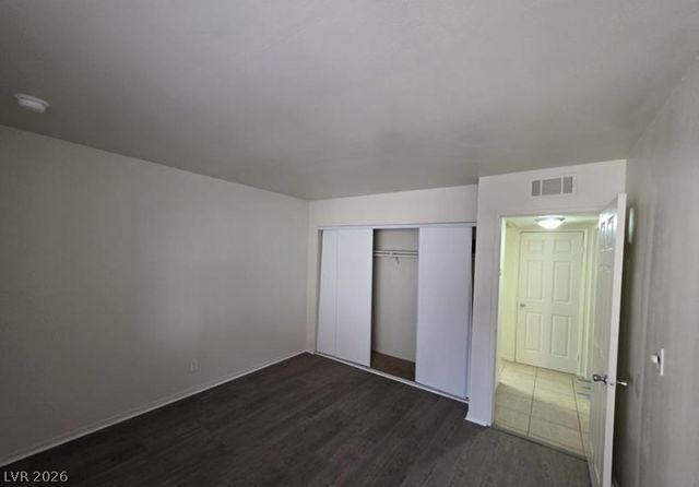 1440 Vegas Valley Drive 8, Las Vegas, NV 89169