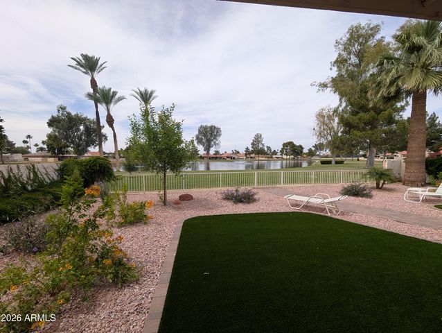 25826 S CEDARCREST Drive, Sun Lakes, AZ 85248
