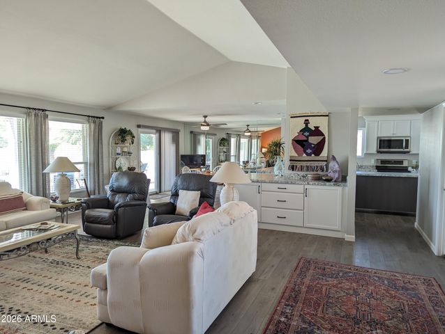 25826 S CEDARCREST Drive, Sun Lakes, AZ 85248