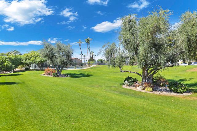 166 Wimbledon Court, Palm Desert, CA 92260