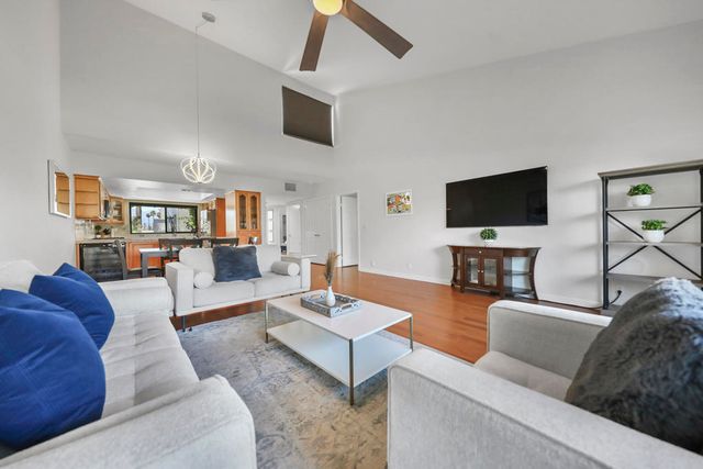 166 Wimbledon Court, Palm Desert, CA 92260