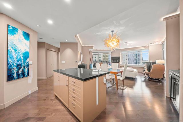 700 W Harbor Drive 805, San Diego, CA 92101