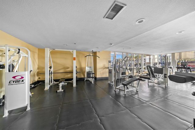 700 W Harbor Drive 805, San Diego, CA 92101