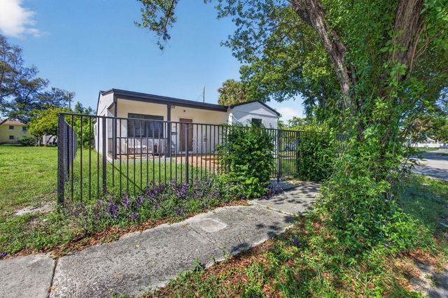 509 20TH Street, West Palm Beach, FL 33407