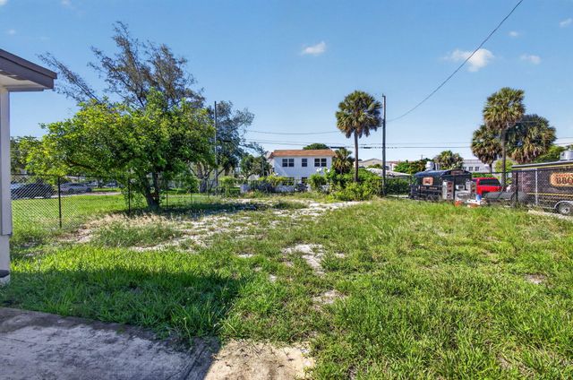 509 20TH Street, West Palm Beach, FL 33407