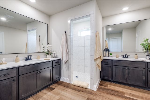200 Clay Ranch, Valley View, TX 76272