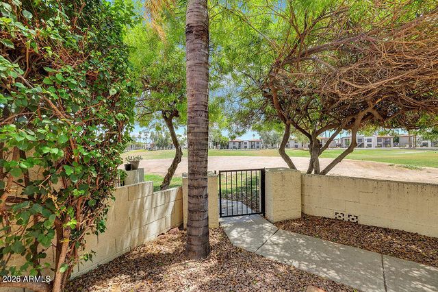 8813 S 51ST Street 2, Phoenix, AZ 85044