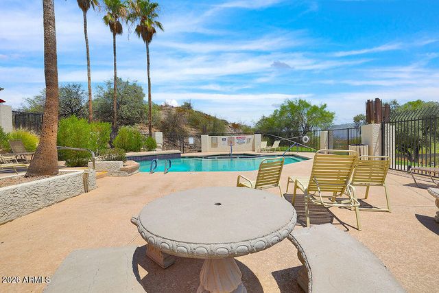 8813 S 51ST Street 2, Phoenix, AZ 85044