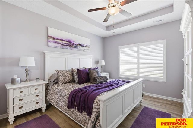 2102 Aaron Way, Fremont, NE 68025