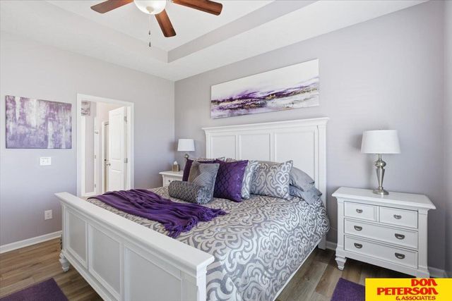 2102 Aaron Way, Fremont, NE 68025