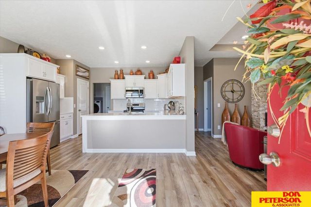 2102 Aaron Way, Fremont, NE 68025