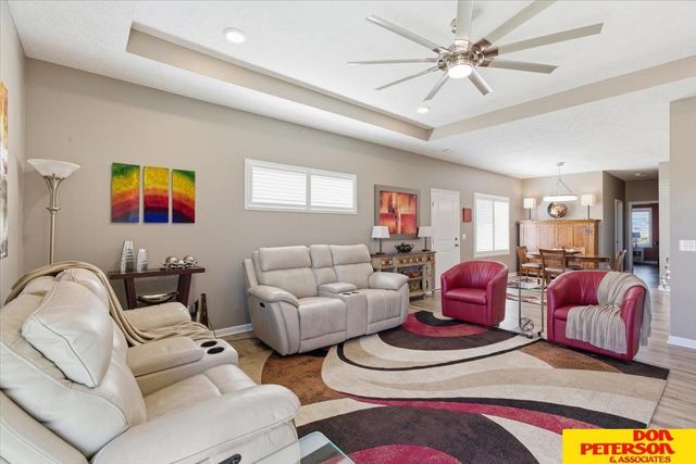 2102 Aaron Way, Fremont, NE 68025