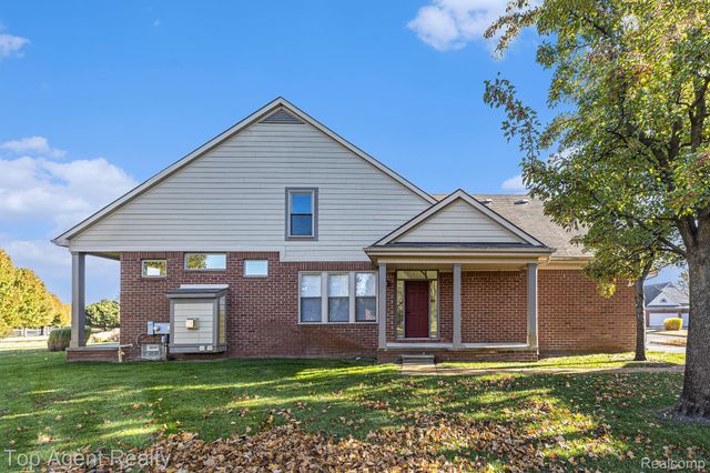 7087 Moore Court, Shelby Charter Township, MI 48317