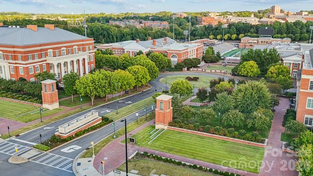 2147 Hawksworth Lane, Charlotte, NC 28262