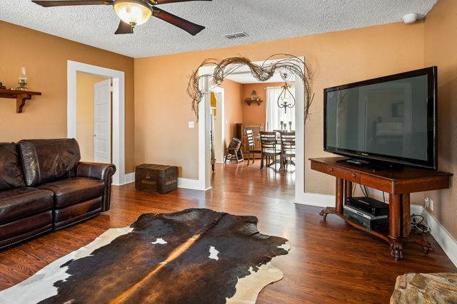 15198 E FM 16, Winona, TX 75792