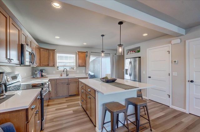 2327 Autumn Lake Parkway, Madison, WI 53718