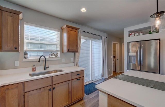 2327 Autumn Lake Parkway, Madison, WI 53718