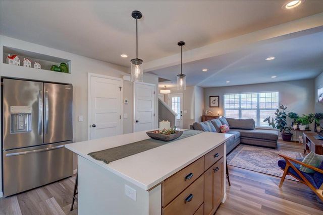 2327 Autumn Lake Parkway, Madison, WI 53718