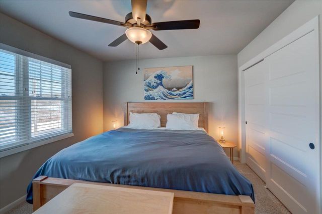 2327 Autumn Lake Parkway, Madison, WI 53718