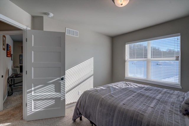 2327 Autumn Lake Parkway, Madison, WI 53718