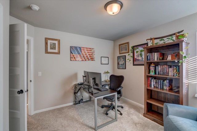 2327 Autumn Lake Parkway, Madison, WI 53718