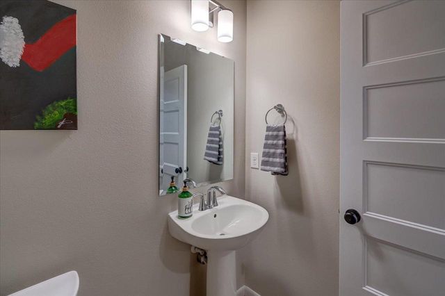 2327 Autumn Lake Parkway, Madison, WI 53718