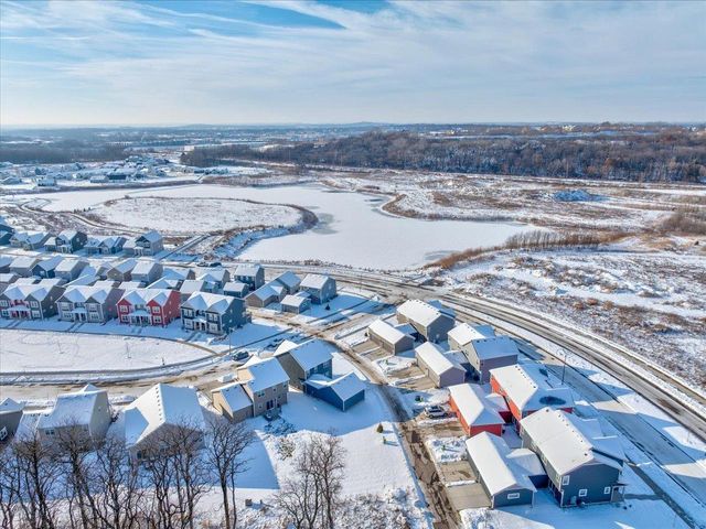 2327 Autumn Lake Parkway, Madison, WI 53718