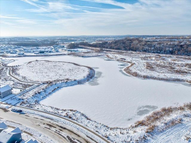 2327 Autumn Lake Parkway, Madison, WI 53718