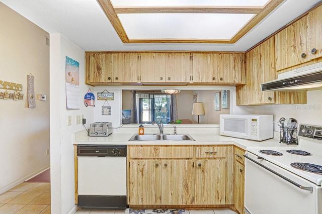 38429 COTTONWOOD PLACE, Zephyrhills, FL 33542