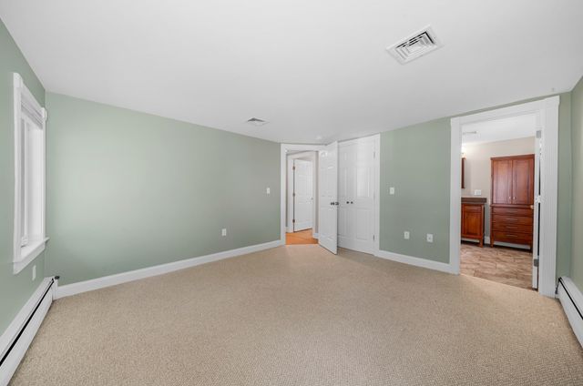 22 Lake Attitash Rd, Amesbury, MA 01913
