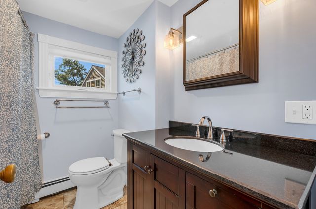 22 Lake Attitash Rd, Amesbury, MA 01913
