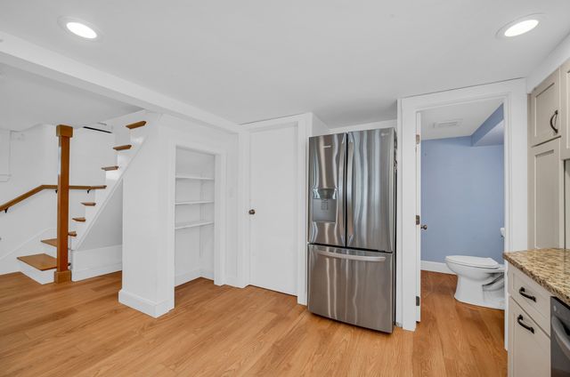 22 Lake Attitash Rd, Amesbury, MA 01913