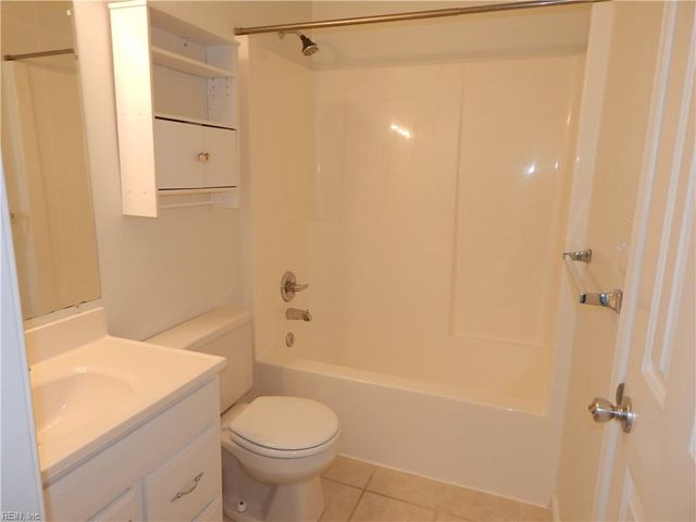 1407 Rand CT, Virginia Beach, VA 23464