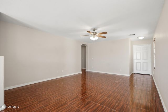 3560 W MESQUITE Avenue, San Tan Valley, AZ 85144