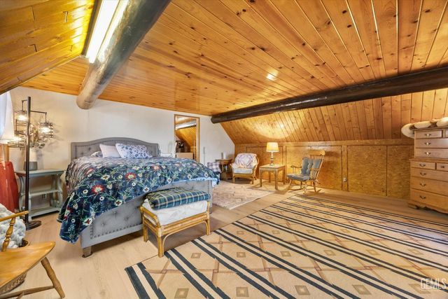 26500 Teal Court, Tehachapi, CA 93561