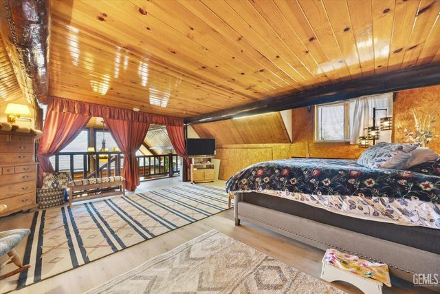 26500 Teal Court, Tehachapi, CA 93561