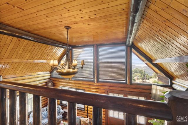 26500 Teal Court, Tehachapi, CA 93561