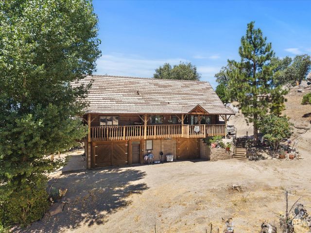 26500 Teal Court, Tehachapi, CA 93561