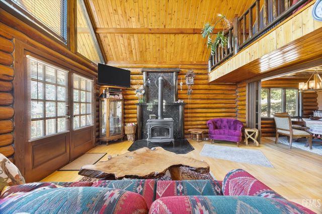 26500 Teal Court, Tehachapi, CA 93561