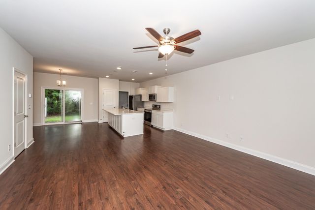 7787 Montview Road, North Charleston, SC 29418